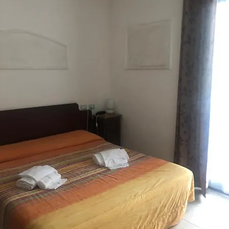 Ristorante Pomodoro 3* أومغنا