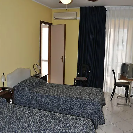 Hotel Ristorante Pomodoro 3*