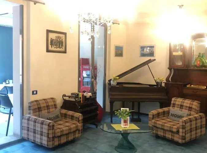 Ristorante Pomodoro ホテル 3*