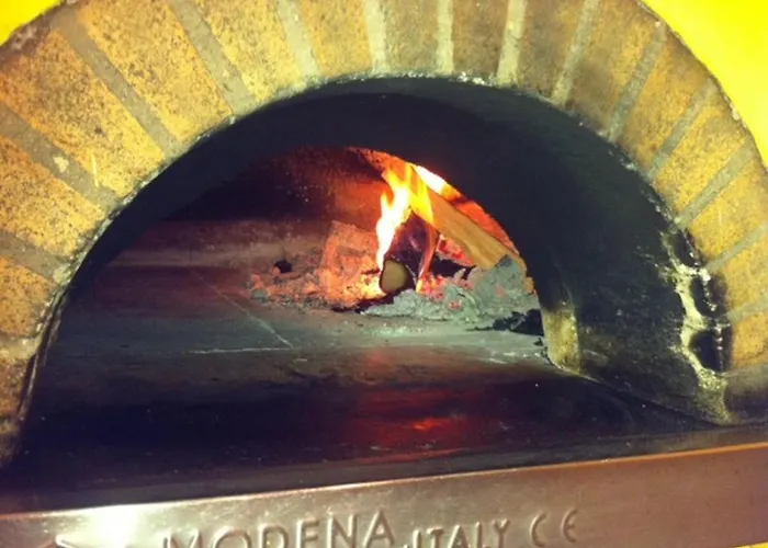 ホテル Ristorante Pomodoro